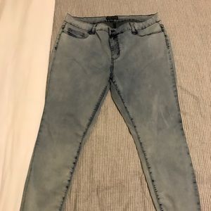 Forever 21 Plus Size (20) Skinny Jeans